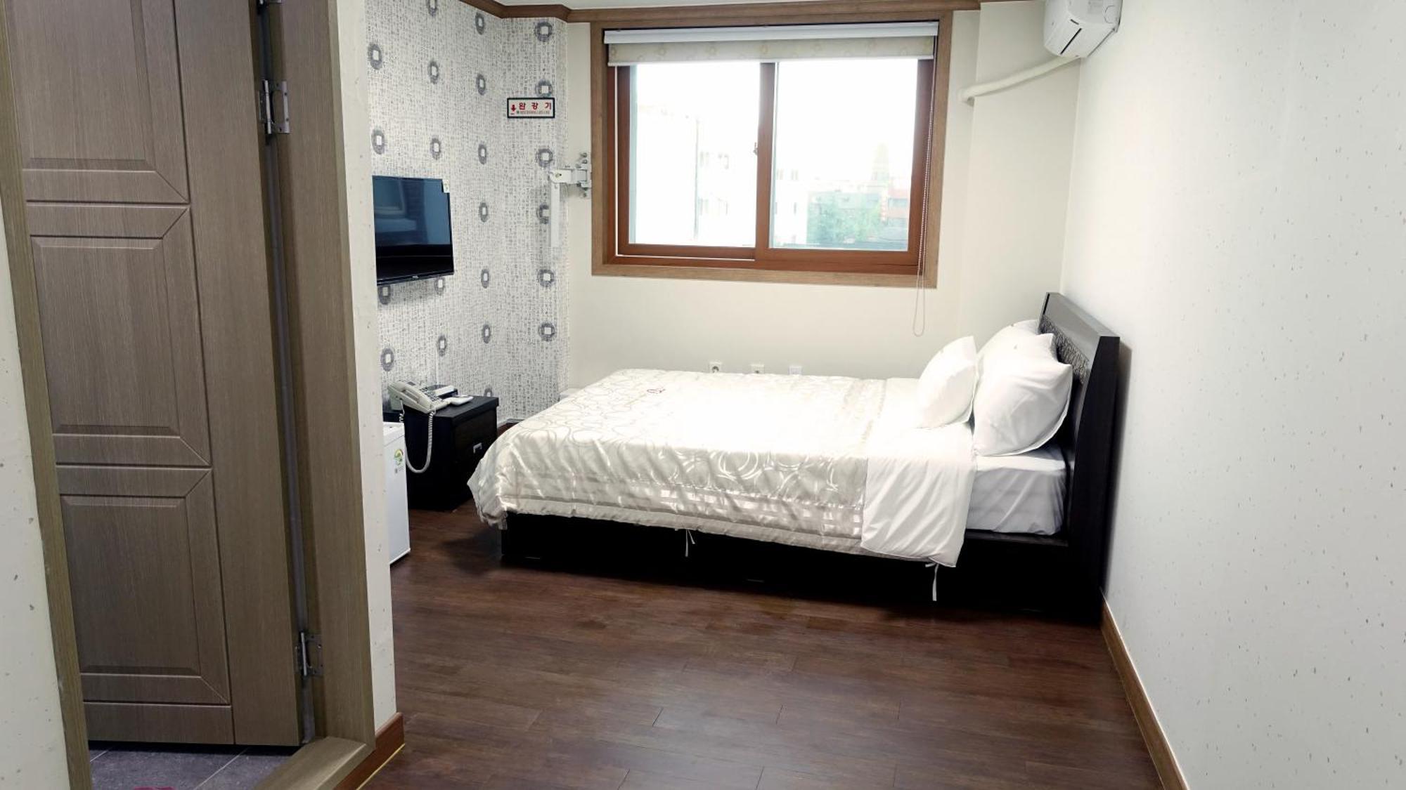 Happy Memory Hotel Jeonju Room photo